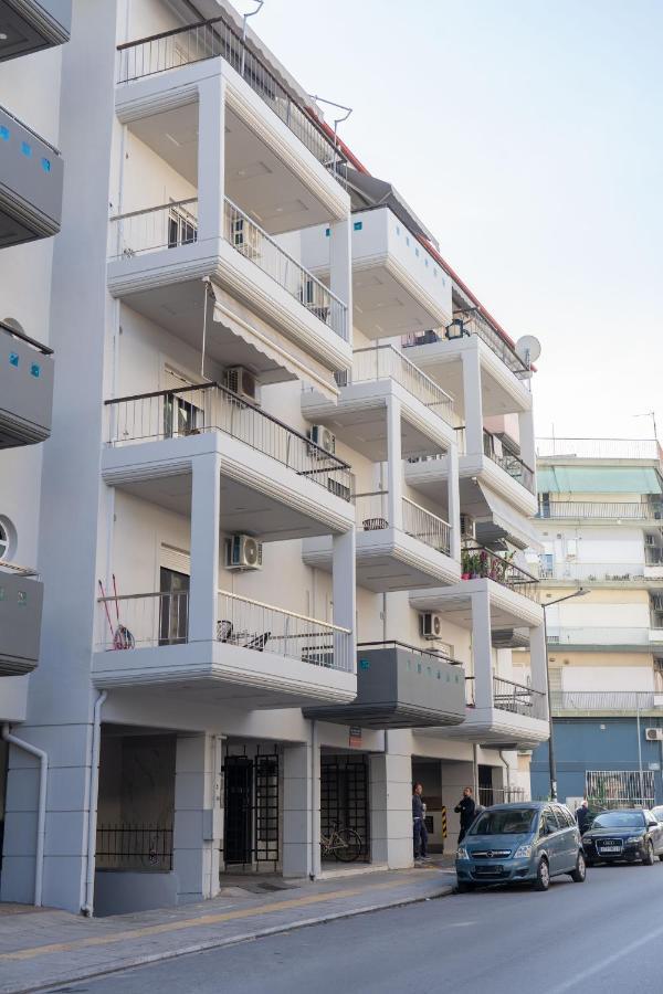 The Whole Packet A5 Center With Parking Appartement Larissa Buitenkant foto