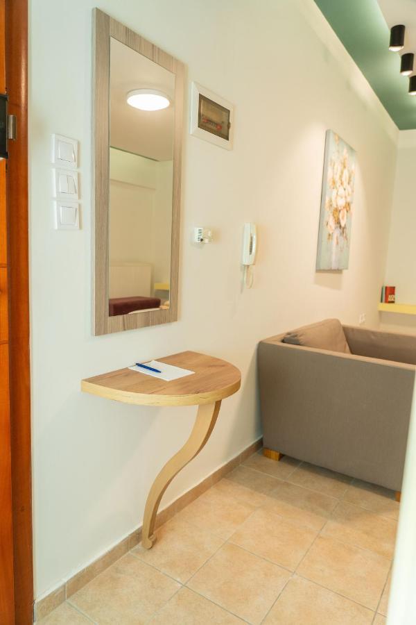 The Whole Packet A5 Center With Parking Appartement Larissa Buitenkant foto